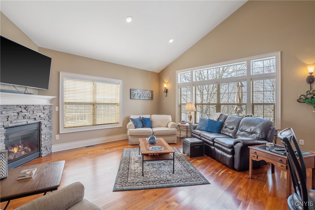 140 Shaker Heights, Camillus, New York image 12