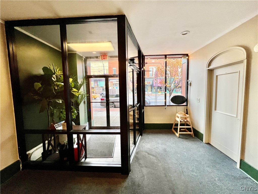 18 W Bridge Street