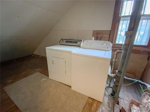 Tiny photo for 909 Ackerman Avenue #909, Syracuse, NY 13210 (MLS # S1687918)