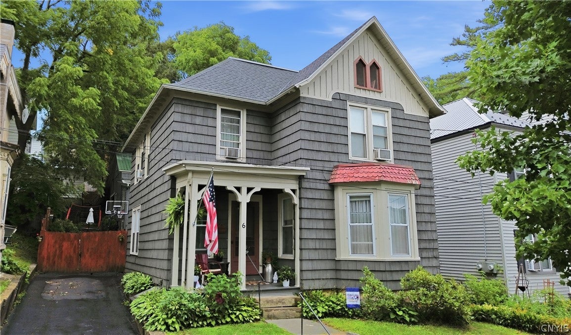 6 Burwell Street
