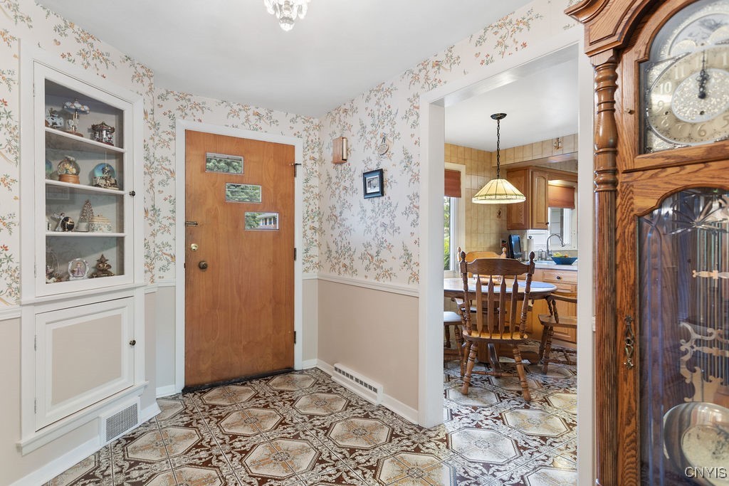 4922 Tenterden Drive