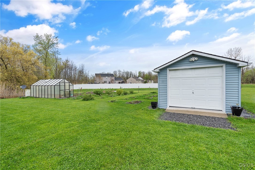 9662 Buttonbush Place, Clay, New York image 36