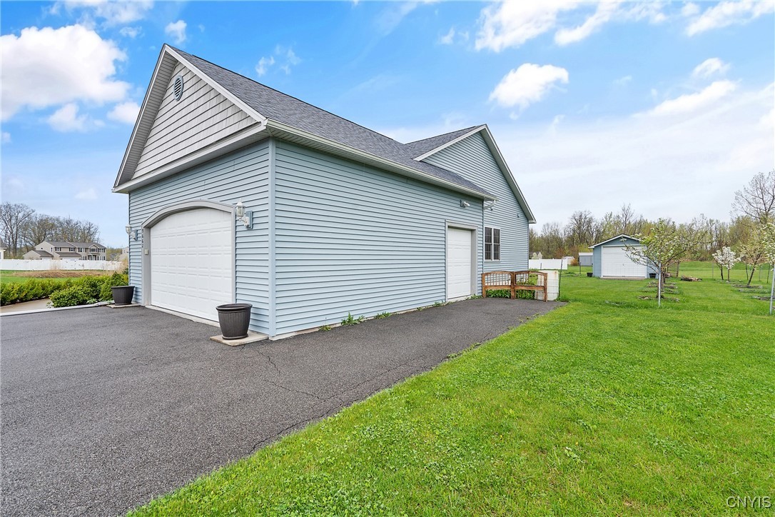 9662 Buttonbush Place, Clay, New York image 34