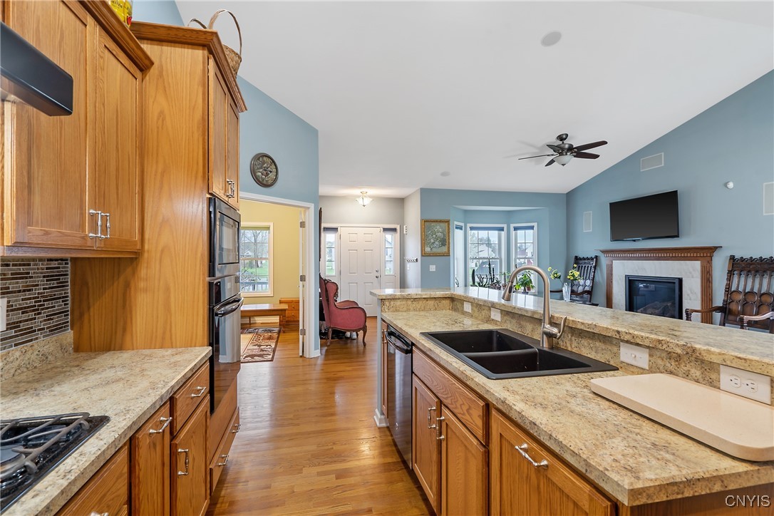 9662 Buttonbush Place, Clay, New York image 19