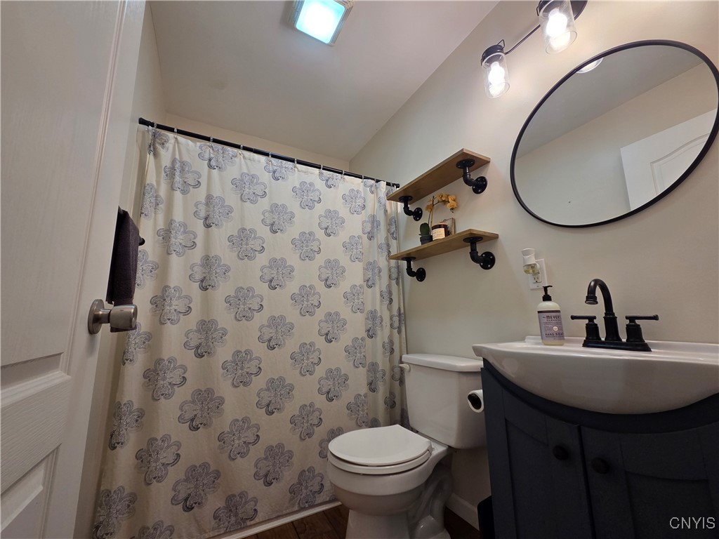 Adams, New York 13606, United States, 4 Bedrooms Bedrooms, ,3 BathroomsBathrooms,Residential,Active,218498