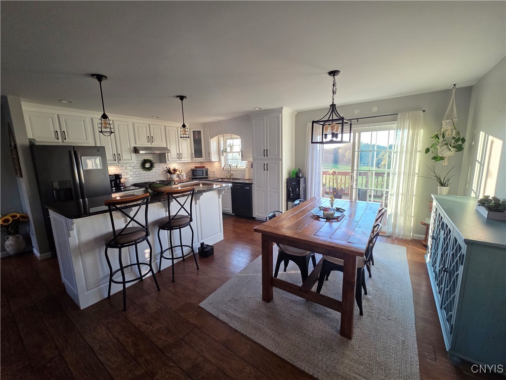 Adams, New York 13606, United States, 4 Bedrooms Bedrooms, ,3 BathroomsBathrooms,Residential,Active,218498