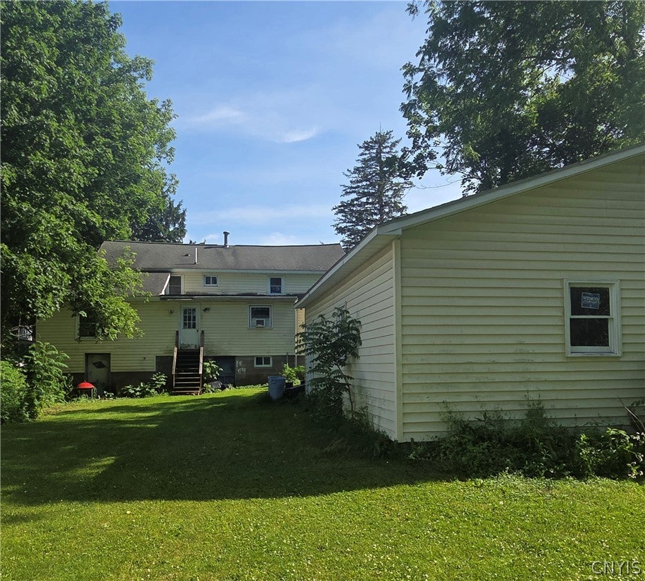 Photo of 114 Prospect Street, Vernon, NY 13461 (MLS # S1694432)
