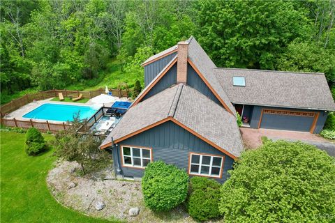 4009 Thomas Road Cazenovia NY 13035