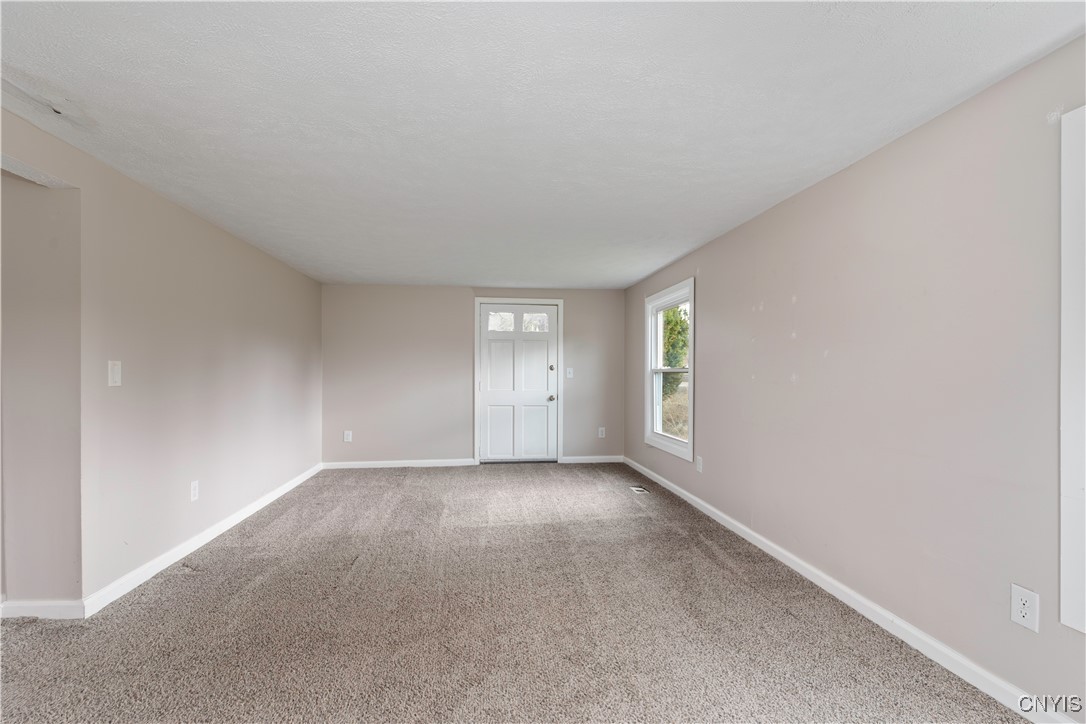 8241 E Seneca Turnpike, Manlius, New York image 21