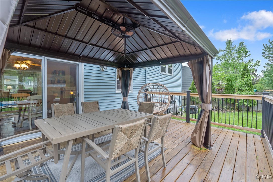 7415 Ventura Circle, Clay, New York image 33