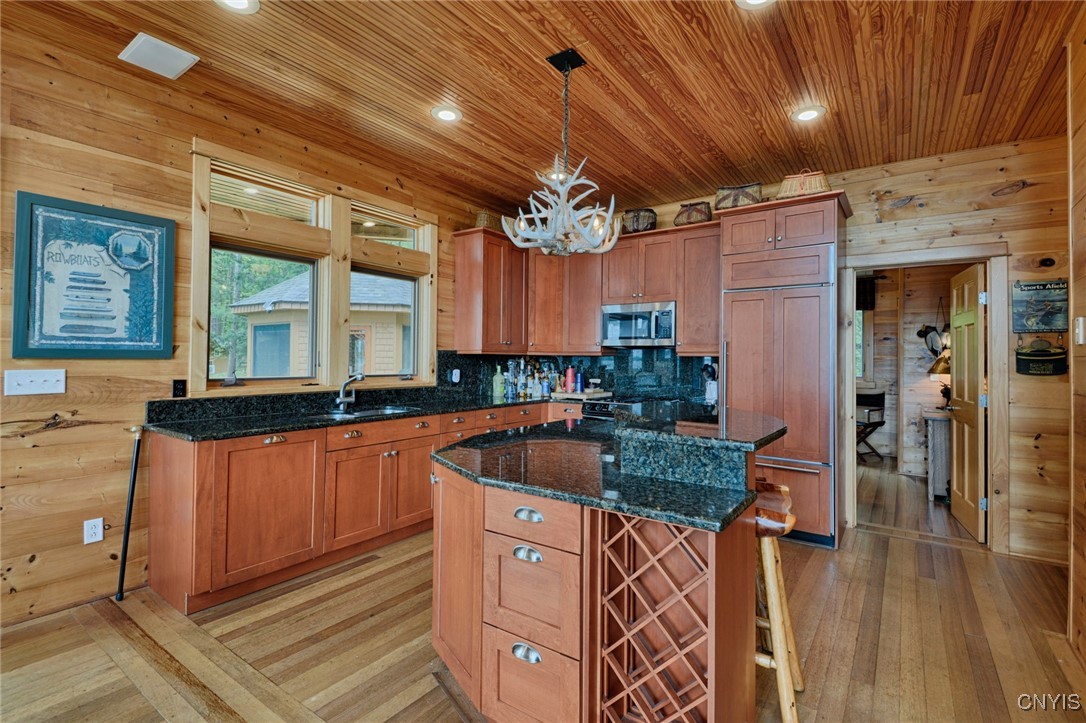 4 Oak Island, Hammond, New York image 9
