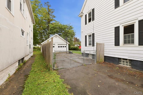 Tiny photo for 316 Berwick Road S, Salina, NY 13208 (MLS # S1720094)
