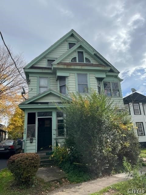 Homes For Rent - 406.5 Union Place<br/> Syracuse, NY 13208