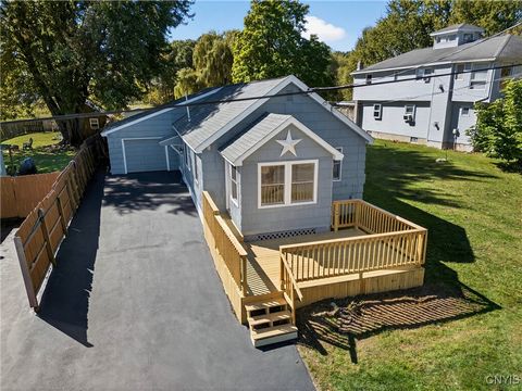 Homes For Sale - 43 Woodworth Road Rd<br/> West Monroe, NY 13036