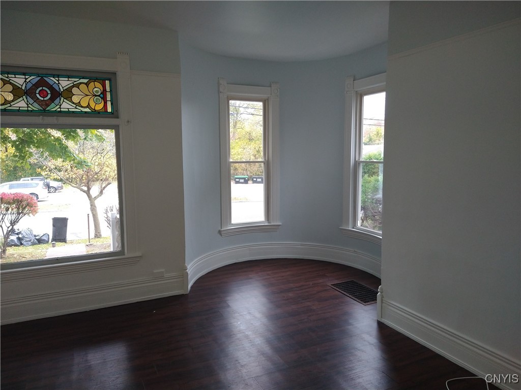 406 Milton Avenue, Syracuse, New York image 4
