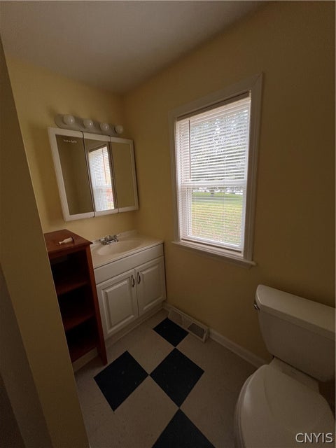 Tiny photo for 1962 Middle Road, Oneida, NY 13421 (MLS # S1724453)