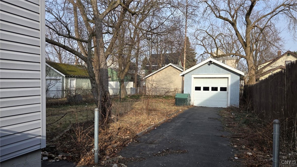 229 Woodbine Avenue, Syracuse, New York image 39