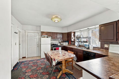 Tiny photo for 2013 Grant Boulevard, Syracuse, NY 13208 (MLS # S1725200)