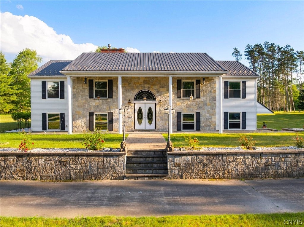 10434 Mapledale Road