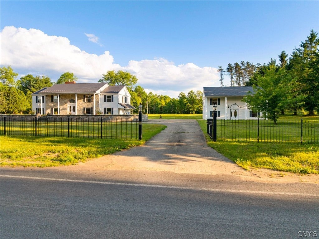 10434 Mapledale Road