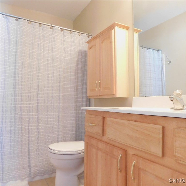Salina, New York 13088, United States, 2 Bedrooms Bedrooms, ,2 BathroomsBathrooms,Residential,Pending,17276