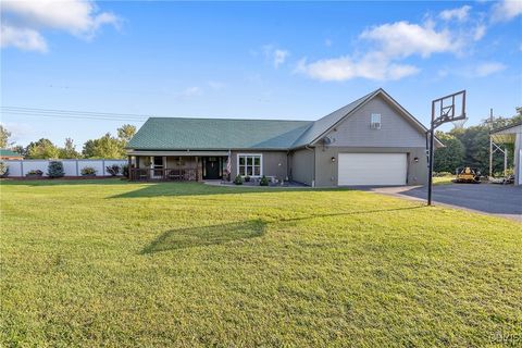 484 Chesbro Road Pennellville NY 13132