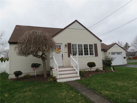 1664 Grandview Avenue Utica NY 13502