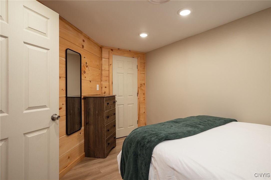 Watertown-City, New York 13601, United States, 5 Bedrooms Bedrooms, ,3 BathroomsBathrooms,Residential,Active,40887