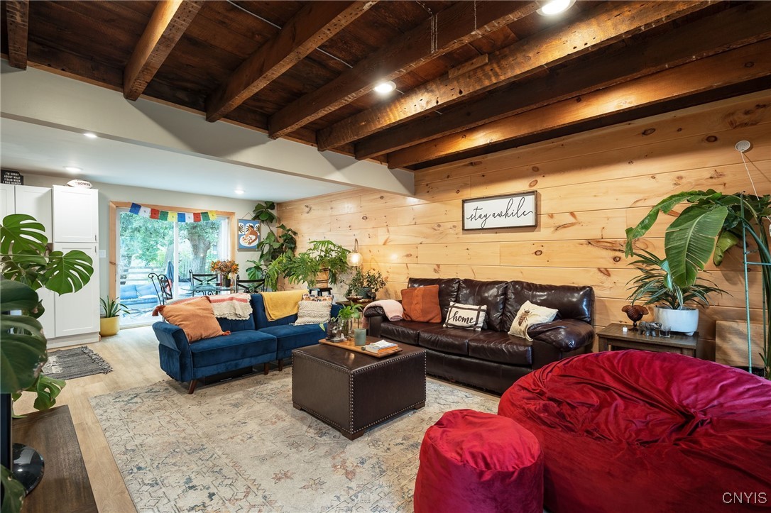 Watertown-City, New York 13601, United States, 5 Bedrooms Bedrooms, ,3 BathroomsBathrooms,Residential,Active,40887