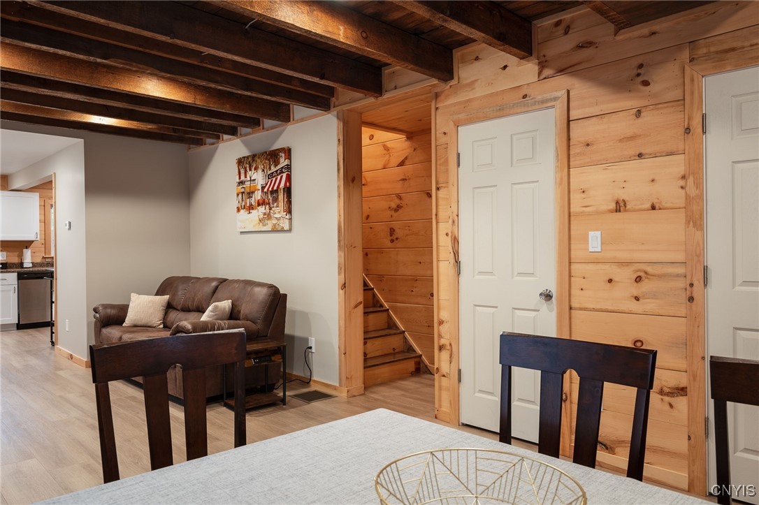 Watertown-City, New York 13601, United States, 5 Bedrooms Bedrooms, ,3 BathroomsBathrooms,Residential,Active,40887