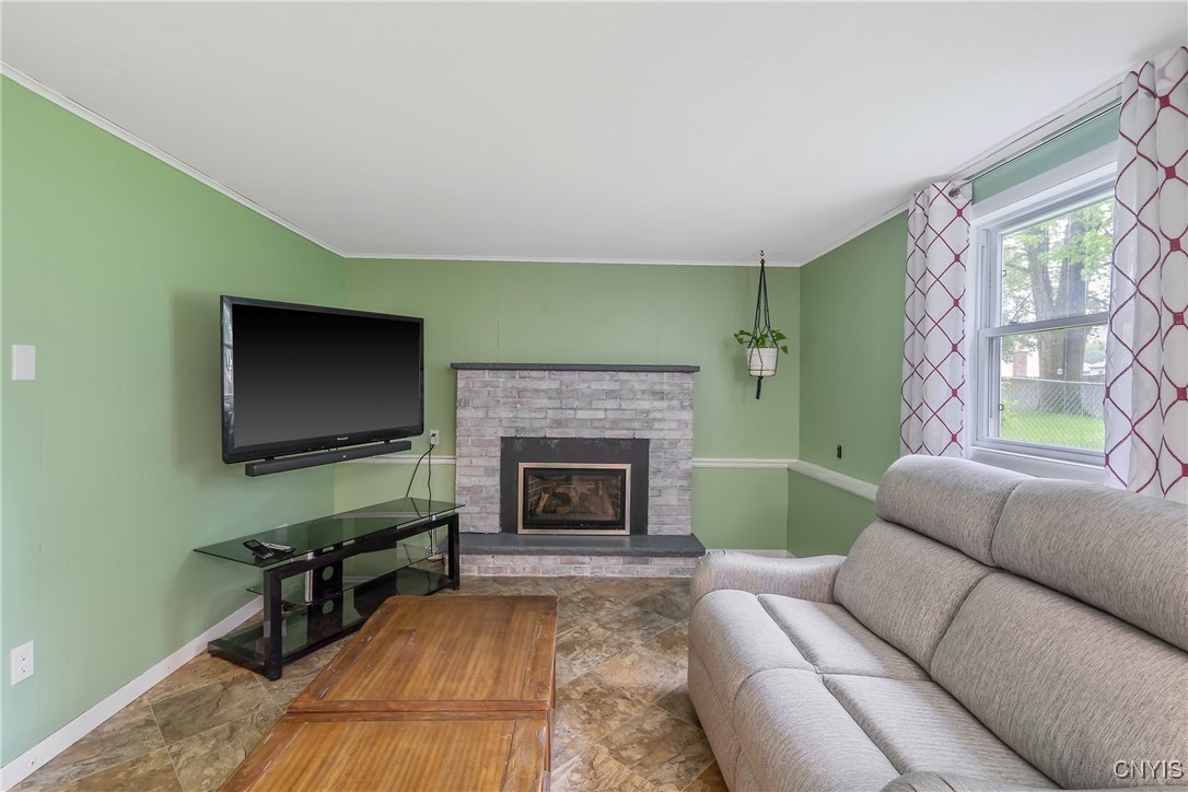 8339 Zenith Drive, Clay, New York image 26