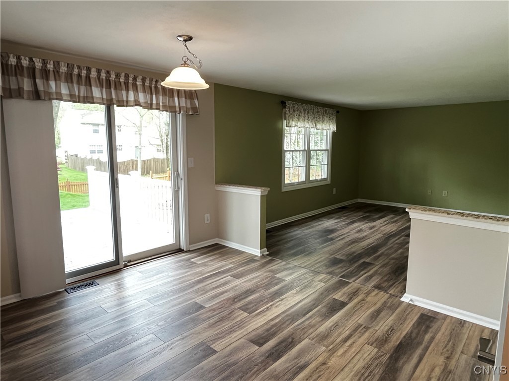 6107 Owlwood Drive, Cicero, New York image 11