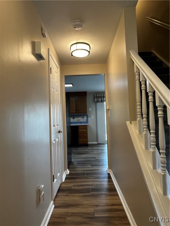6107 Owlwood Drive, Cicero, New York image 2