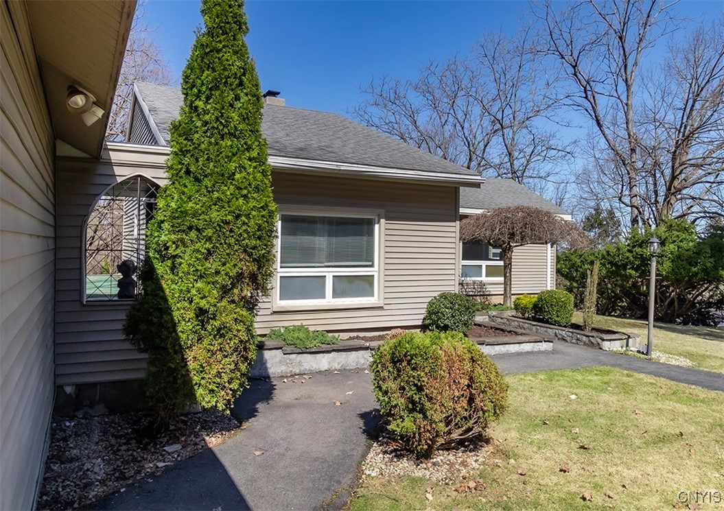 204 Alton Street, Syracuse, New York image 4