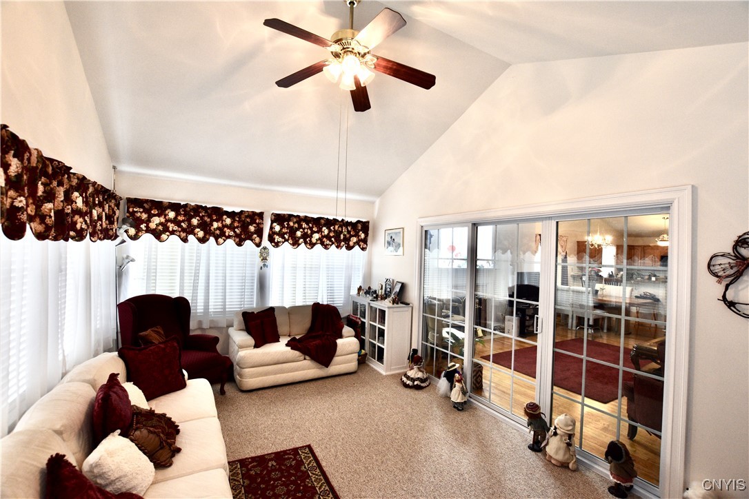 3779 Neptune Lane, Camillus, New York image 5