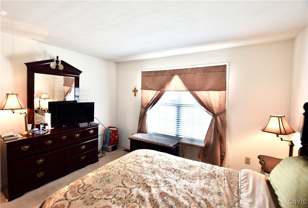 3779 Neptune Lane, Camillus, New York image 11