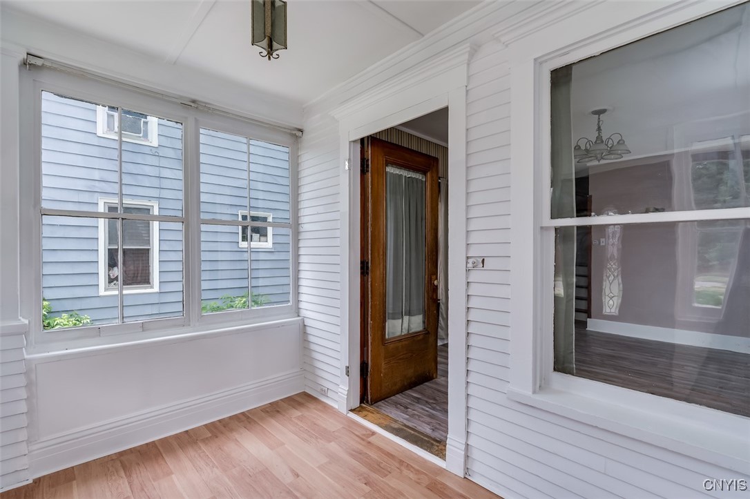 550 W End Avenue