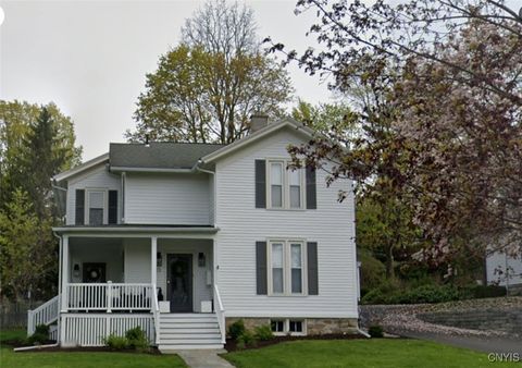 Photo of 23 E Elizabeth Street, Skaneateles, NY 13152 (MLS # S1655389)