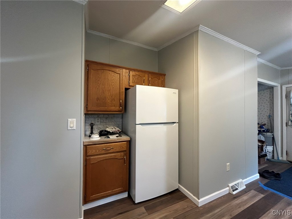 128 Concord Drive, Utica, New York image 4