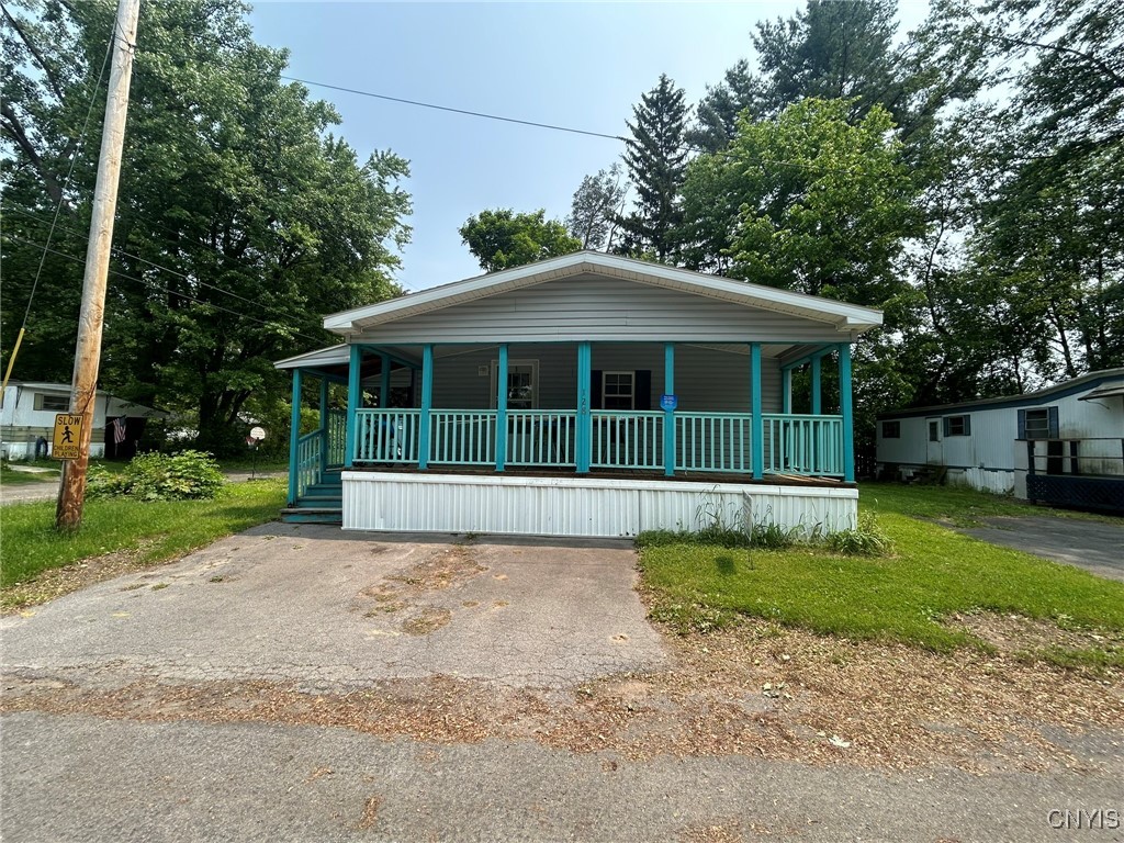 128 Concord Drive, Utica, New York image 1
