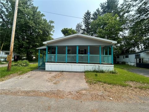 128 Concord Drive Utica NY 13502