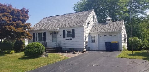 Homes For Sale - 715 Montrose Ave Ave<br/> Onondaga County, Syracuse, NY 13209