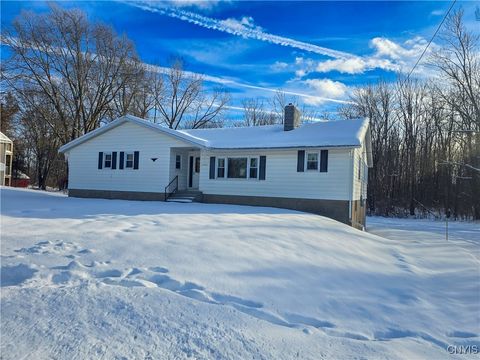 Homes For Sale - 5386 Mud Mill Road<br/> Clay, NY 13029