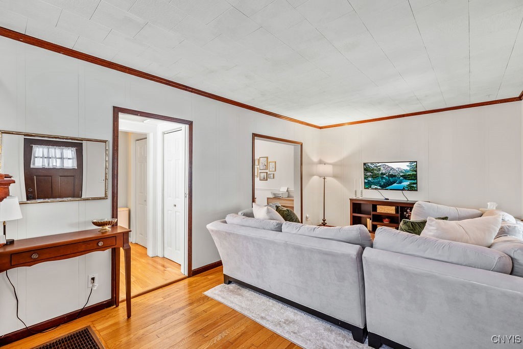 408 Avery Avenue, Syracuse, New York image 12