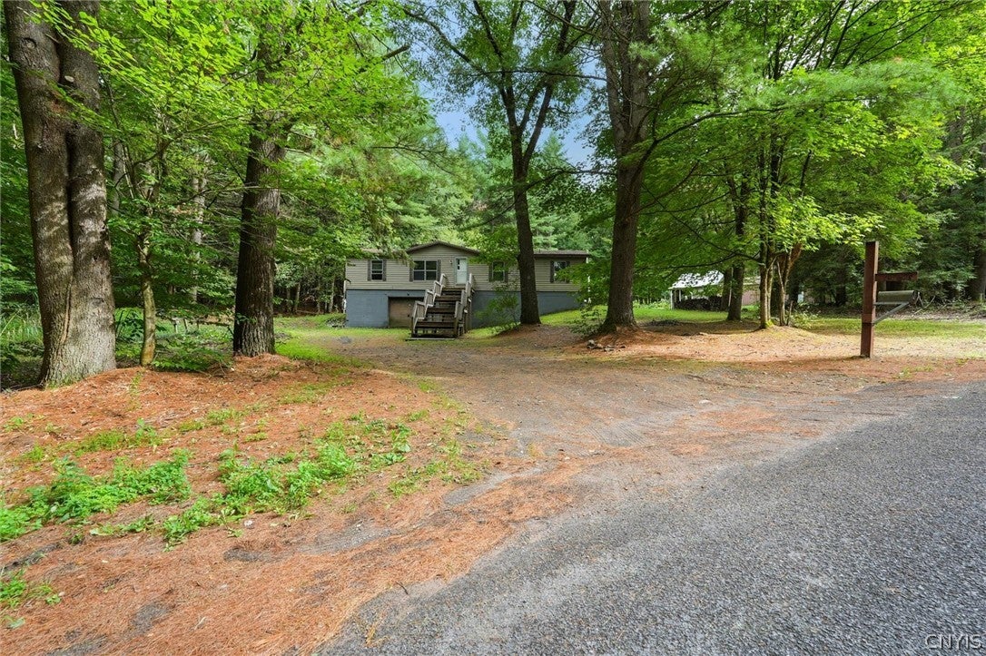 8442 Halstead Road