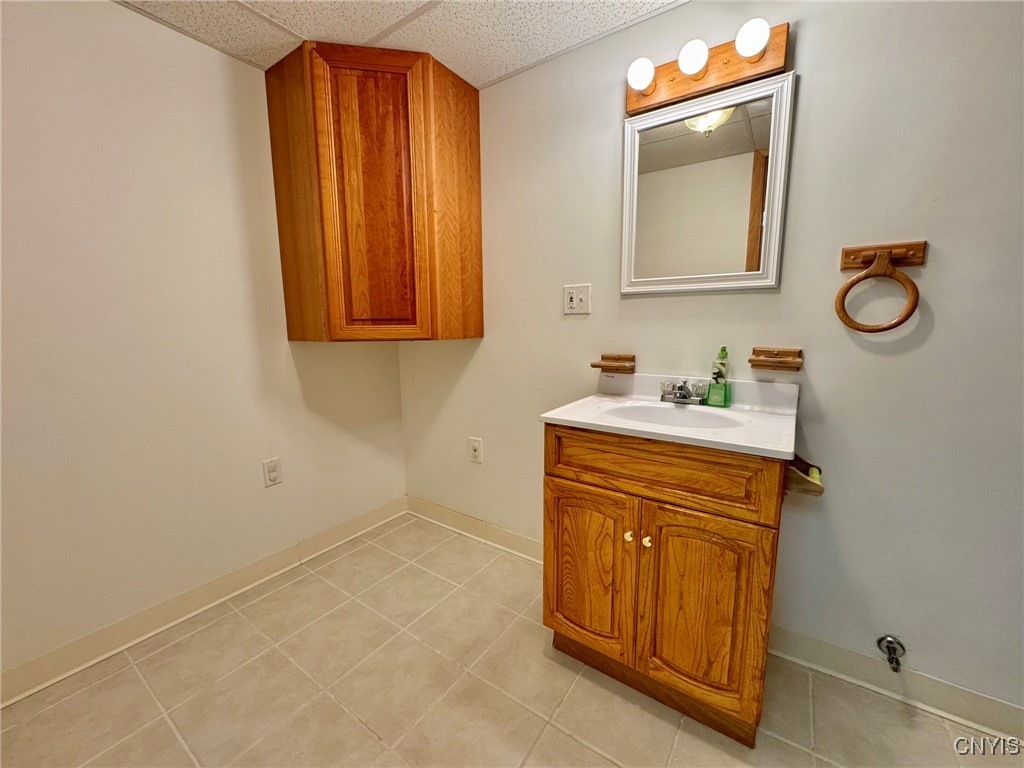 7263 Leafcrest Lane, Manlius, New York image 40
