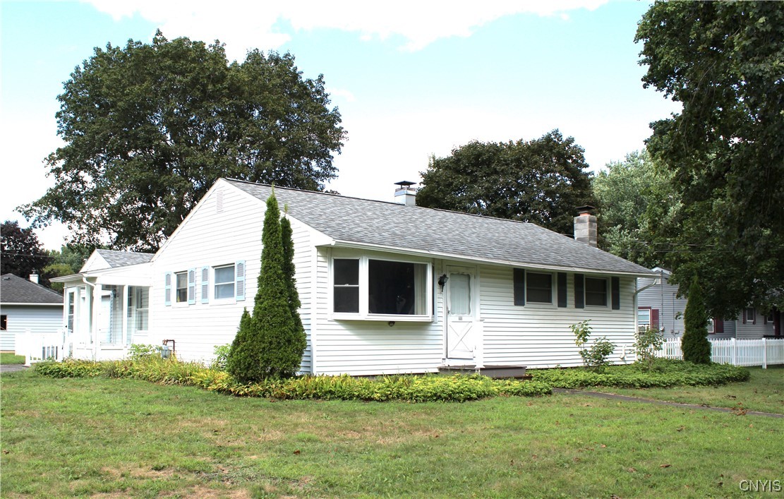 111 Glen Road S