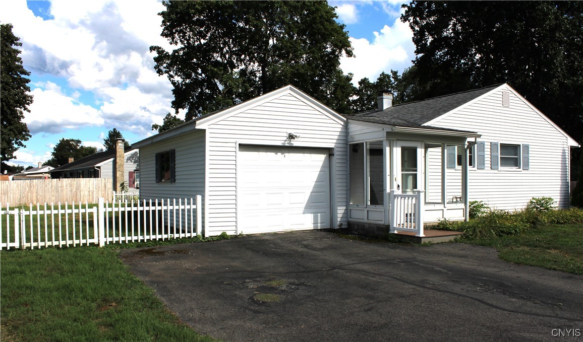 111 Glen Road S