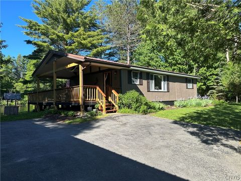 Homes For Sale - 9196 Hospers Lane<br/> Oneida County, Boonville, NY 13309