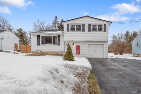 Homes For Sale - 5782 Noel Road<br/> Cicero, NY 13039